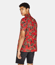 Load image into Gallery viewer, Snakeskin print knotted shirt